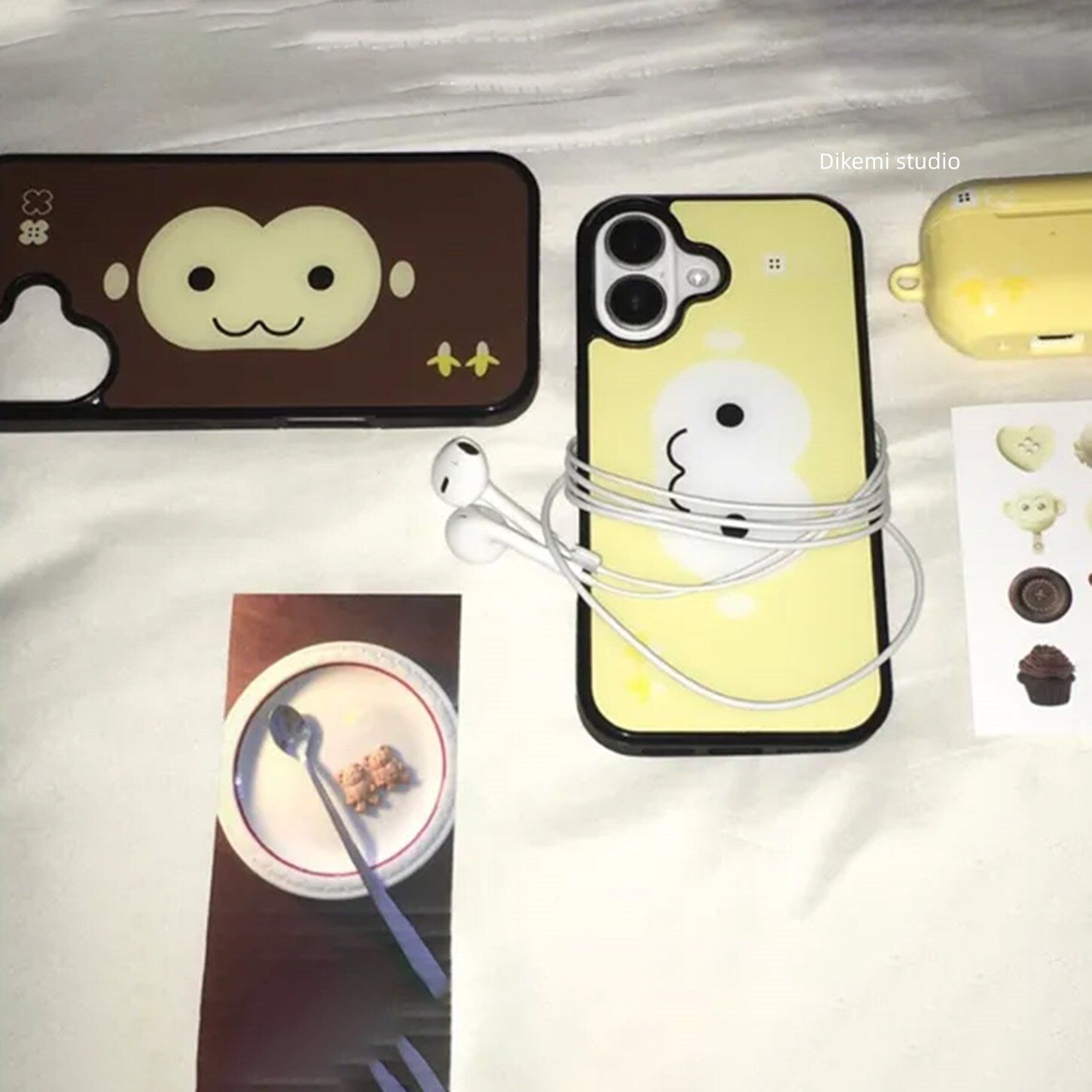 Big Head Monkey Brown Korea IN - Phone Cases Iphone 13 ulasan dan harga
